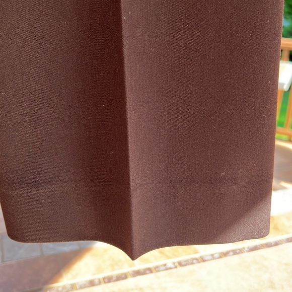 Excellent condition Jones New York Signature size 4 Brown Dress Pants. - Picture 9 of 13